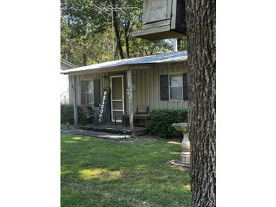 Escape to your charming lake getaway at Lake Sam Rayburn! This - photo 14
