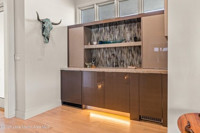 This 5BR Trillium estate redefines lake living. Over 850 ft of - photo 24