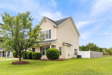 Welcome to this 3 bed, 2.5 bath located in the highly desired - photo 4