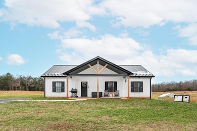 (private lake, pond, coastal) Home For Sale in Brookneal Virginia