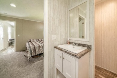 15 R.W. MacLeod Lane offers an easy living option in Belfast - photo 8