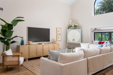 Welcome to this beautifully renovated home in Jonathans Landing - photo 11