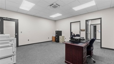Exceptional multi-use office and industrial property featuring 6 - photo 11