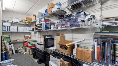 Exceptional multi-use office and industrial property featuring 6 - photo 14
