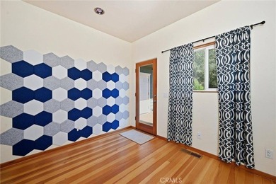 This stunning 2,678-square-foot custom home with breathtaking - photo 19