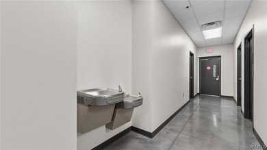 Exceptional multi-use office and industrial property featuring 6 - photo 21