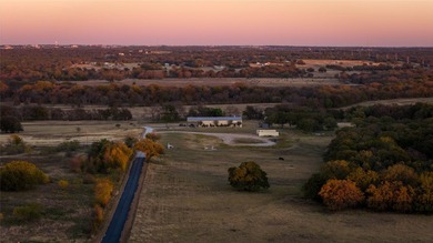 Finding nearly 1,000 acres of productive ranch land this close - photo 22