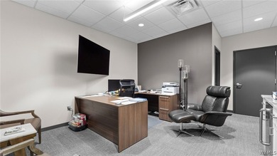 Exceptional multi-use office and industrial property featuring 6 - photo 26