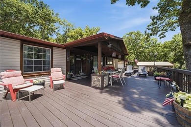 LAKESIDE LIVING WITH NATURE AT YOUR DOORSTEP! Welcome to your - photo 32