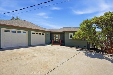 This stunning 2,678-square-foot custom home with breathtaking - photo 37