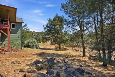 This stunning 2,678-square-foot custom home with breathtaking - photo 48