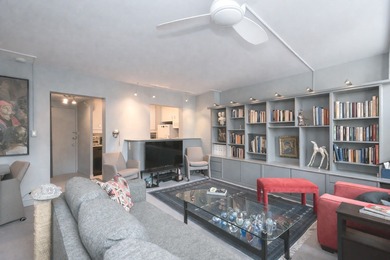 Experience classic Gold Coast living in this beautifully updated - photo 4