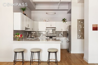 Residence 8D at 222 Park Avenue South is an impeccably - photo 6