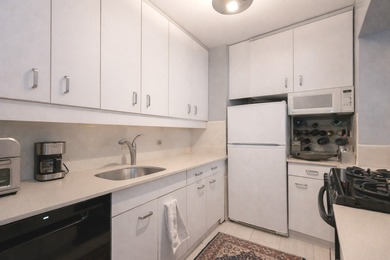 Experience classic Gold Coast living in this beautifully updated - photo 9
