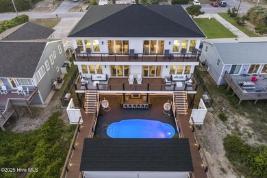 This OCEANFRONT ARCHITECTURAL MASTERPIECE in Emerald Isle, North - photo 1