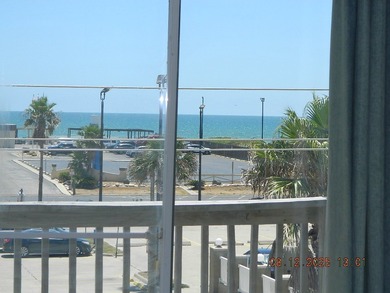 Fully Furnished Gulf View condo. Buyer has the option to - photo 2