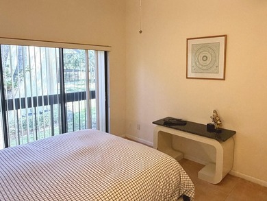 Welcome to this 3-bedroom, 2-bathroom water & Golf front - photo 13