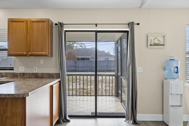 Move in ready, NEW ROOF, Motivated seller! This 3 bed, 2 bath, 1 - photo 13