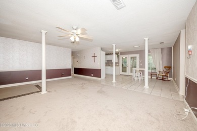 WATERFRONT on 3 Large Lots ! Find your small oasis Tucked away - photo 15