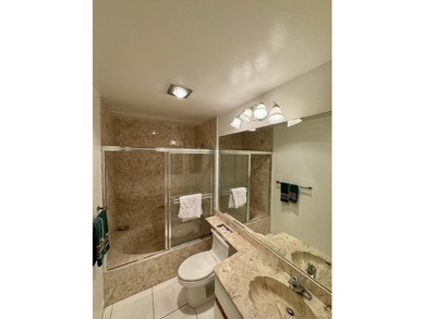Welcome to this 3-bedroom, 2-bathroom water & Golf front - photo 15