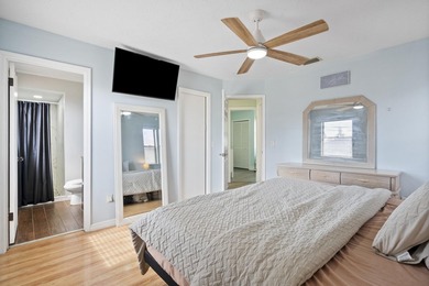 Move in ready, NEW ROOF, Motivated seller! This 3 bed, 2 bath, 1 - photo 17