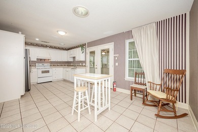 WATERFRONT on 3 Large Lots ! Find your small oasis Tucked away - photo 18