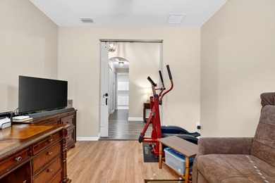 7803 Sundial Harbor Point, Valencia Shores - Lake Worth - photo 18