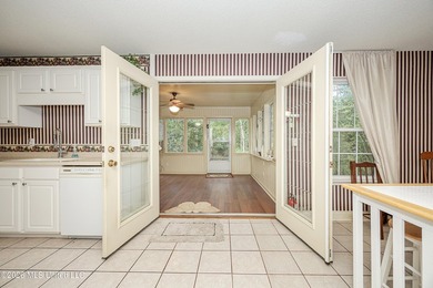 WATERFRONT on 3 Large Lots ! Find your small oasis Tucked away - photo 22