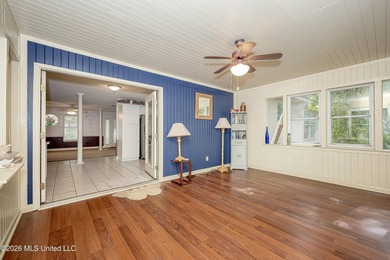 WATERFRONT on 3 Large Lots ! Find your small oasis Tucked away - photo 27