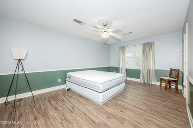 WATERFRONT on 3 Large Lots ! Find your small oasis Tucked away - photo 29