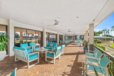 Welcome to this 3-bedroom, 2-bathroom water & Golf front - photo 30