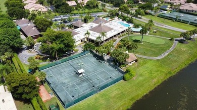 Welcome to this 3-bedroom, 2-bathroom water & Golf front - photo 38
