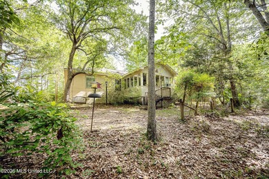 WATERFRONT on 3 Large Lots ! Find your small oasis Tucked away - photo 46