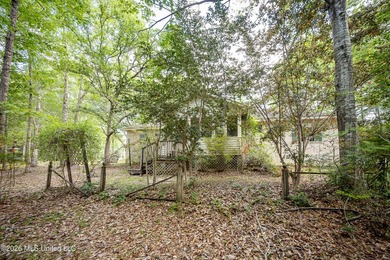 WATERFRONT on 3 Large Lots ! Find your small oasis Tucked away - photo 49