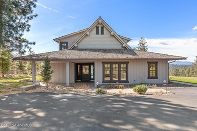 This one-of-a-kind retreat in the heart of Gozzer Ranch, tucked - photo 3