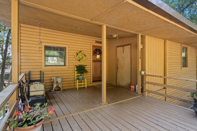 Caddo Lake Estates home on a large lot, a private boat ramp - photo 6