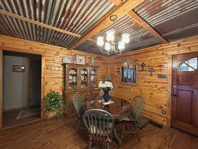 Caddo Lake Estates home on a large lot, a private boat ramp - photo 8