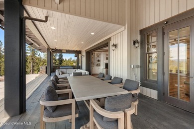 This one-of-a-kind retreat in the heart of Gozzer Ranch, tucked - photo 9