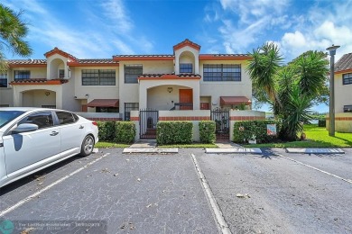 (private lake, pond, creek) Condo For Sale in Deerfield Beach Florida