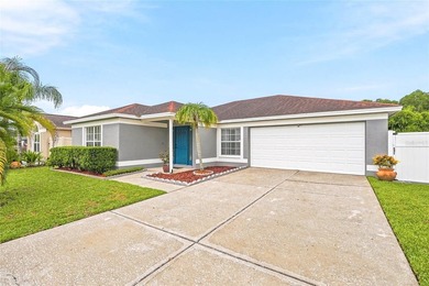 Welcome home to this open and bright 3-bedroom, 2-bath home - photo 3