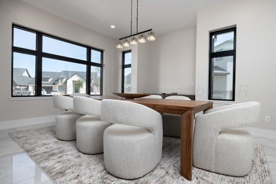This luxurious modern residence blends clean architectural lines - photo 8