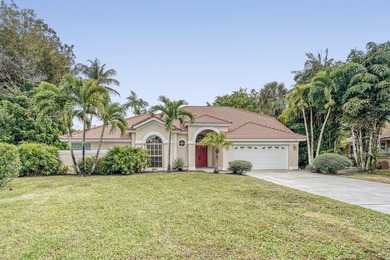 Lake Wellington Home For Sale in Wellington Florida