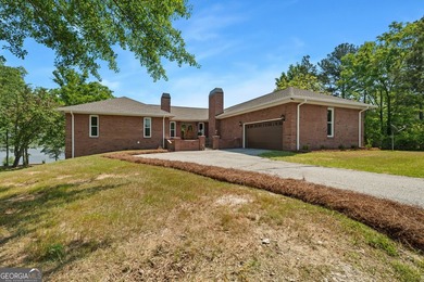 LAKE TOBESOFKEE WATERFRONT ESTATE WITH 525 FEET OF SHORELINE, 2 - photo 3
