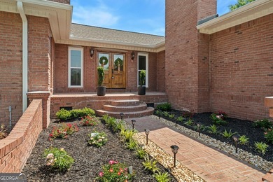 LAKE TOBESOFKEE WATERFRONT ESTATE WITH 525 FEET OF SHORELINE, 2 - photo 6