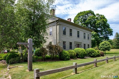 Warren's Landing on the Pomperaug is an extraordinary estate - photo 1