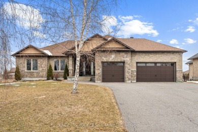 Lake Home For Sale in Greely - Metcalfe - Osgoode - Vernon And Area,