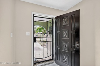 Property is back on the market at no fault of the seller or the - photo 5