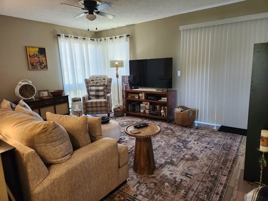 Welcome to this unique and versatile first-floor 2-bedroom - photo 15