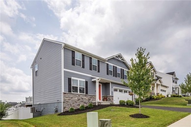 Welcome home to this better-than-new gem in the sought-after - photo 3