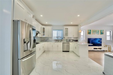 50*95 Large Lot | Fully Gut-Renovated Brick Home in Prime North - photo 8